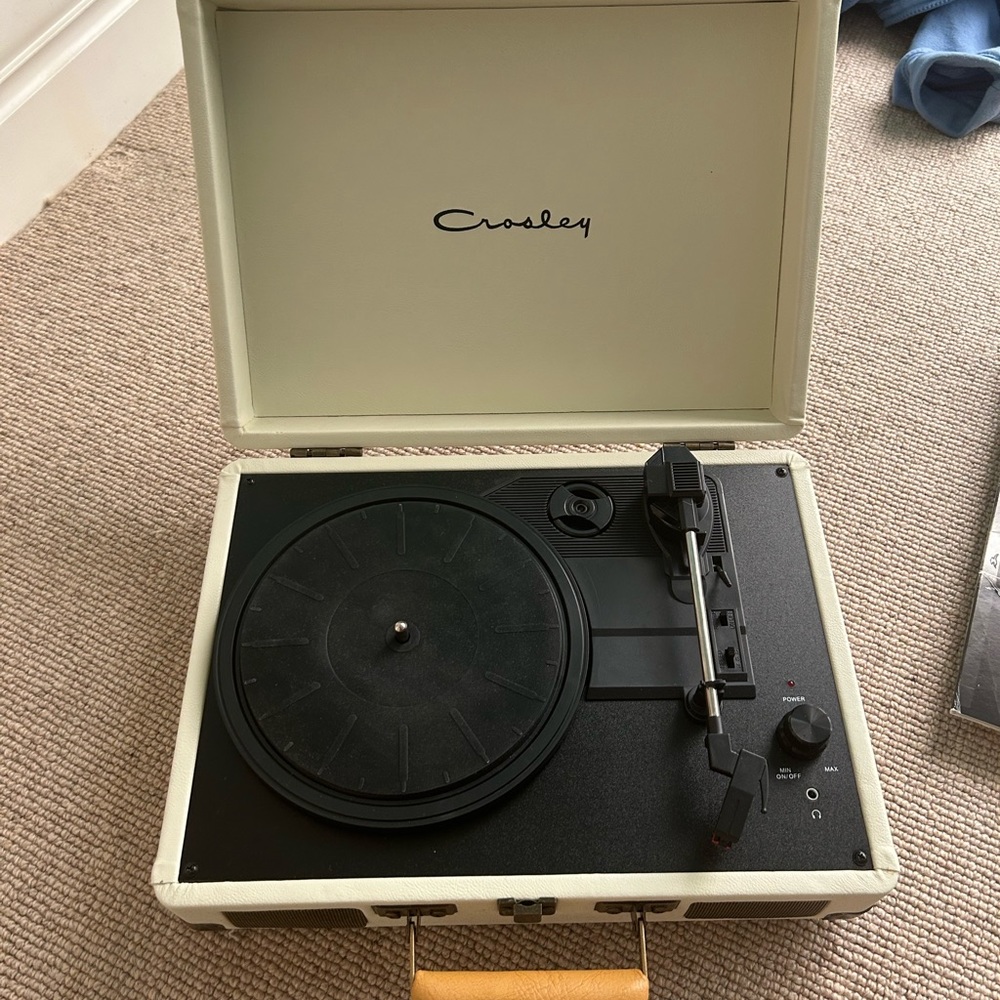 Crossly record player